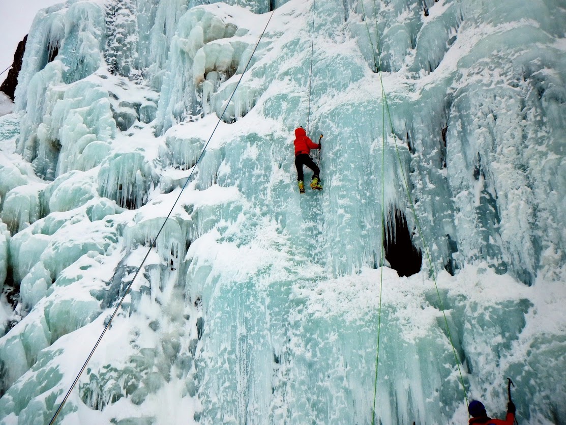 You are currently viewing Retour sur l’initiation cascade de glace du 14 janvier 2017