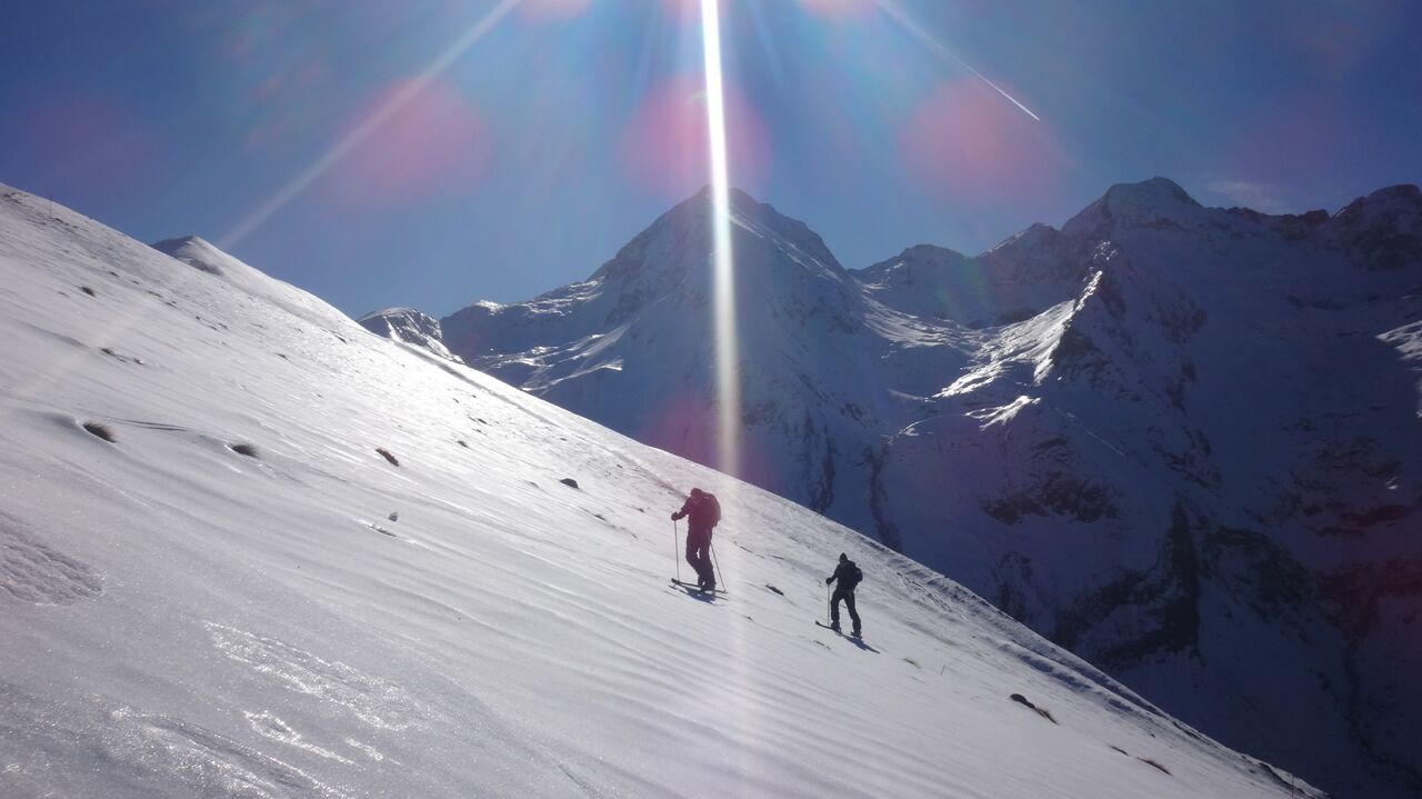 Lire la suite à propos de l’article Retour sur la sortie Ski Alpi du 19 nov 2017