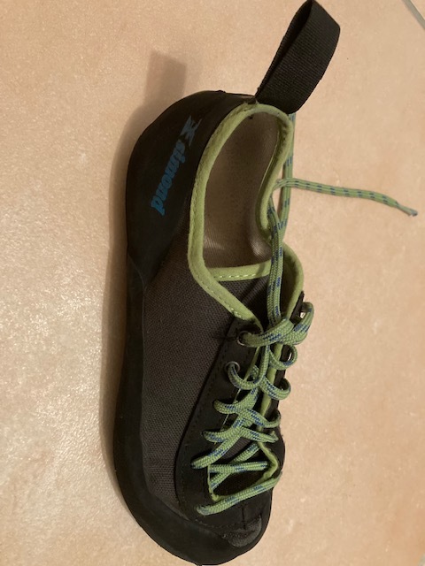 You are currently viewing Chaussons T38