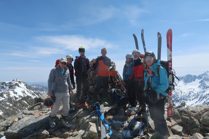 Lire la suite à propos de l’article 3 beaux jours de ski de rando dans le Néouvielle – 8, 9, 10 avril 2023