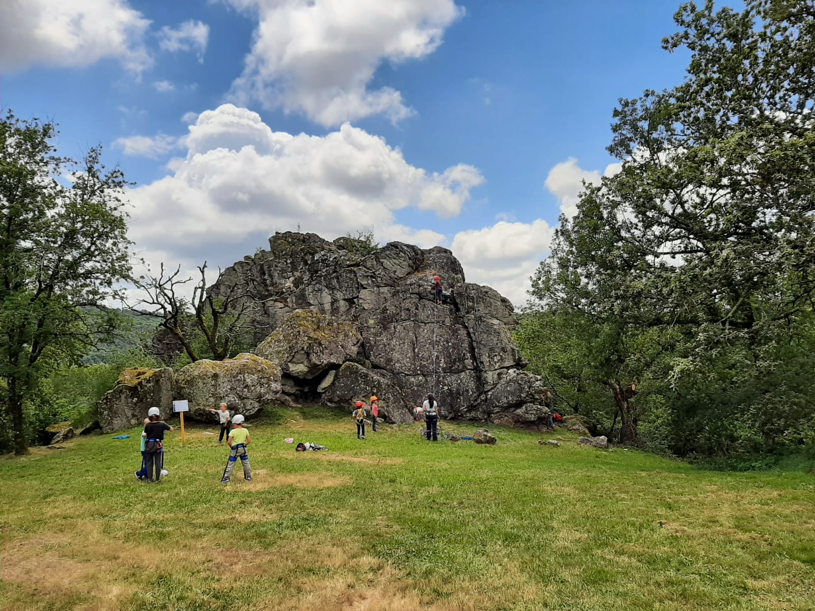 Lire la suite à propos de l’article Sortie famille à la falaise du Moulenc