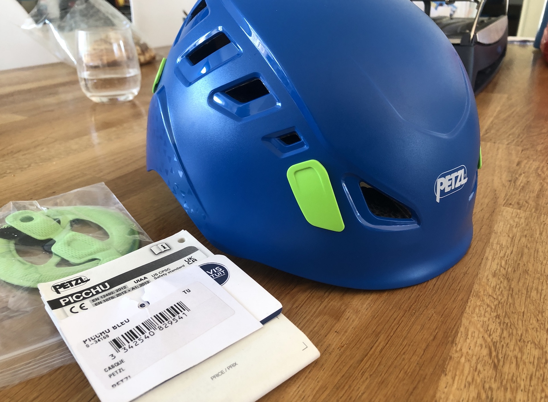 You are currently viewing Vends casque Petzl enfant neuf